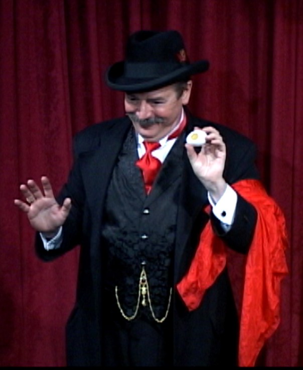 Sucker Egg.Still001-002